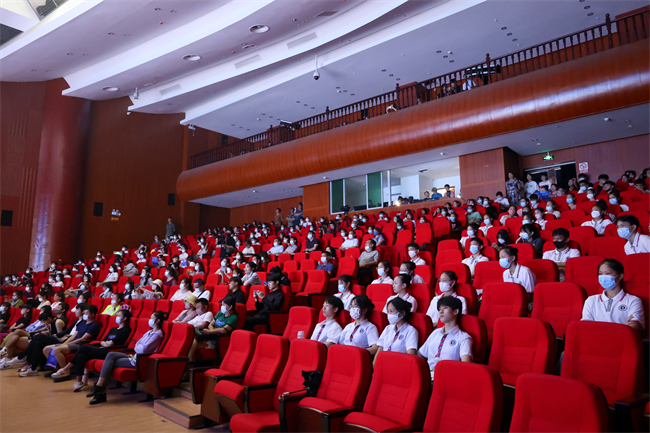 演出现场1.jpg